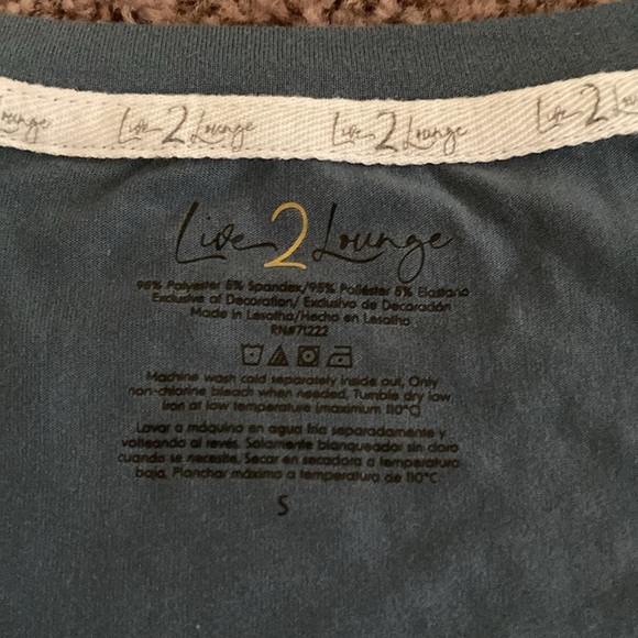 Live 2 Lounge Blue Tshirt - Picture 2 of 2
